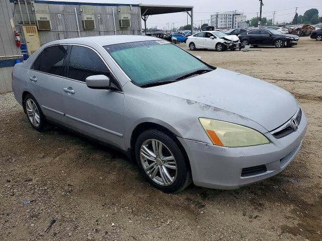 2006 HONDA ACCORD LX — Фото 4 из 12