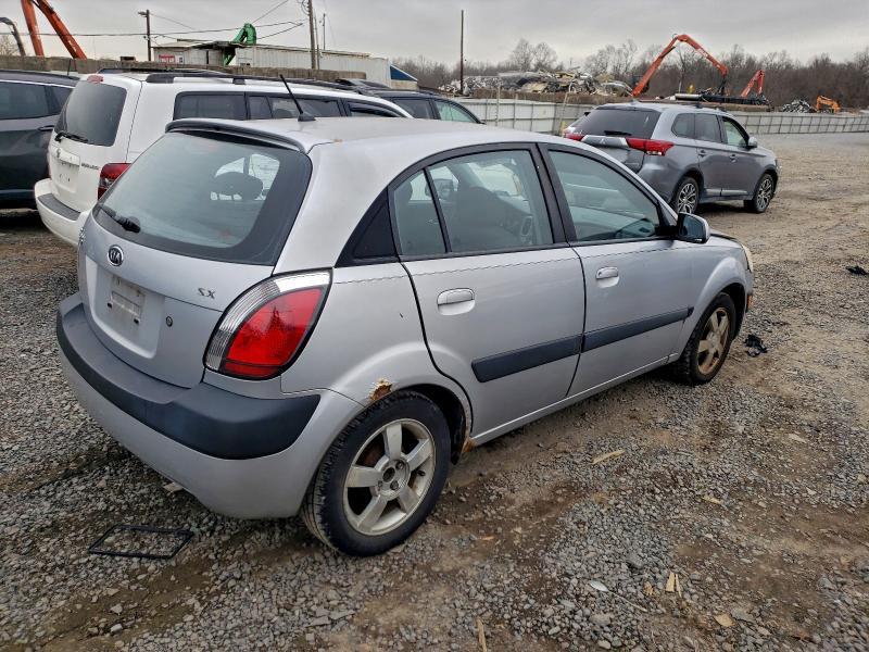 2006 KIA RIO 5 — Фото 3 из 12