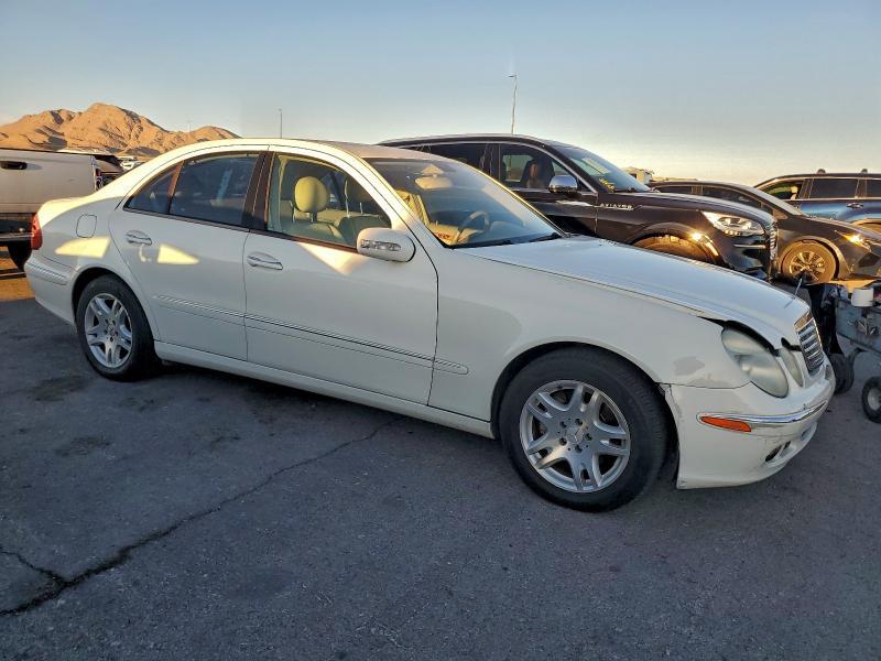 2006 MERCEDES-BENZ E 350 — Фото 4 из 12