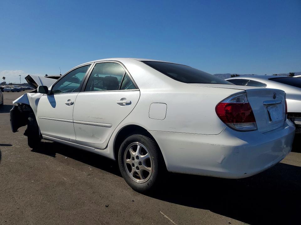 2006 TOYOTA CAMRY LE — Фото 2 из 12