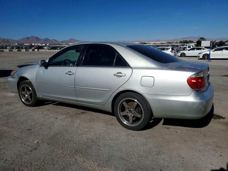 2006 TOYOTA CAMRY LE — Фото 2 из 13
