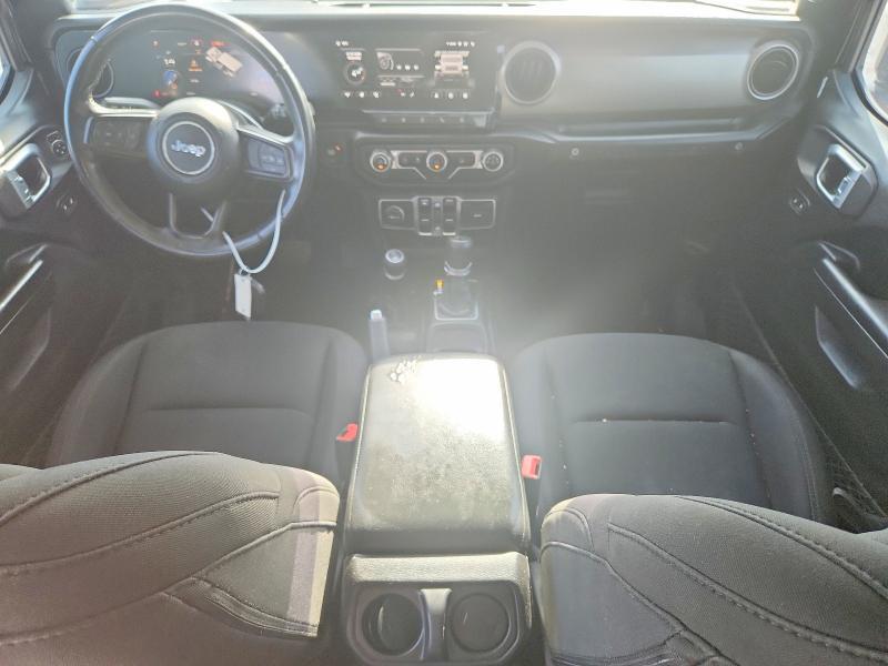 2020 JEEP WRANGLER UNLIMITED SPORT — Фото 8 из 13