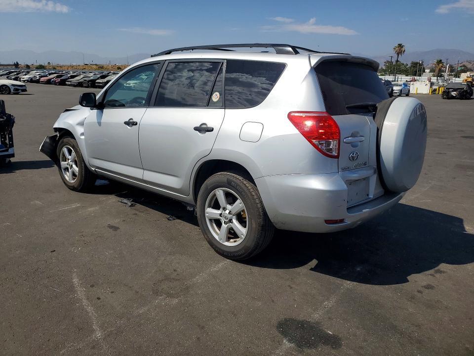 2006 TOYOTA RAV4 BASE — Фото 2 из 13