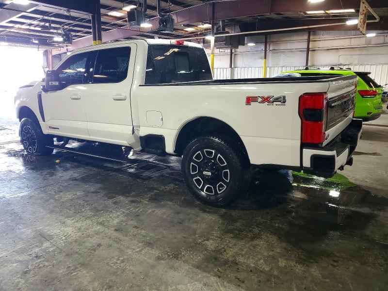 2025 FORD F350 SUPER DUTY — Фото 2 из 12