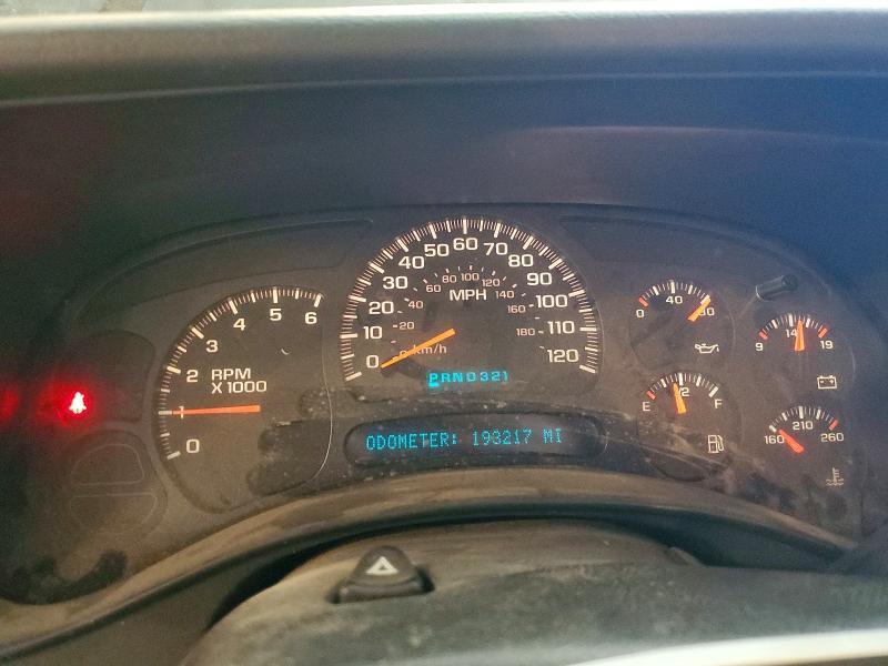 2005 CHEVROLET SILVERADO K1500 — Фото 9 из 12