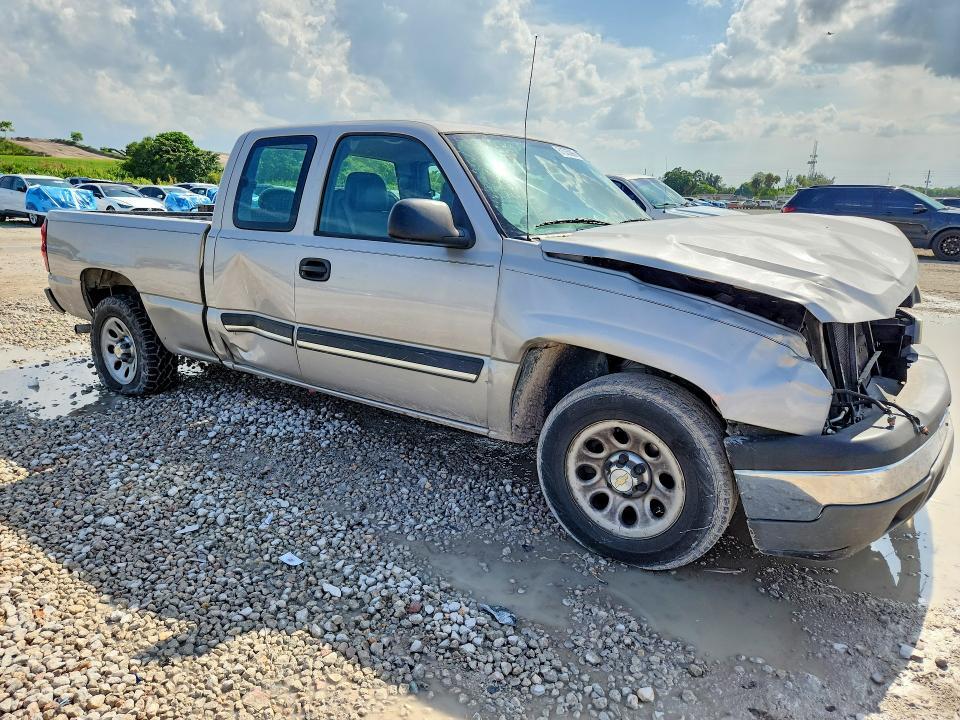 2005 CHEVROLET SILVERADO C1500 — Фото 4 из 13