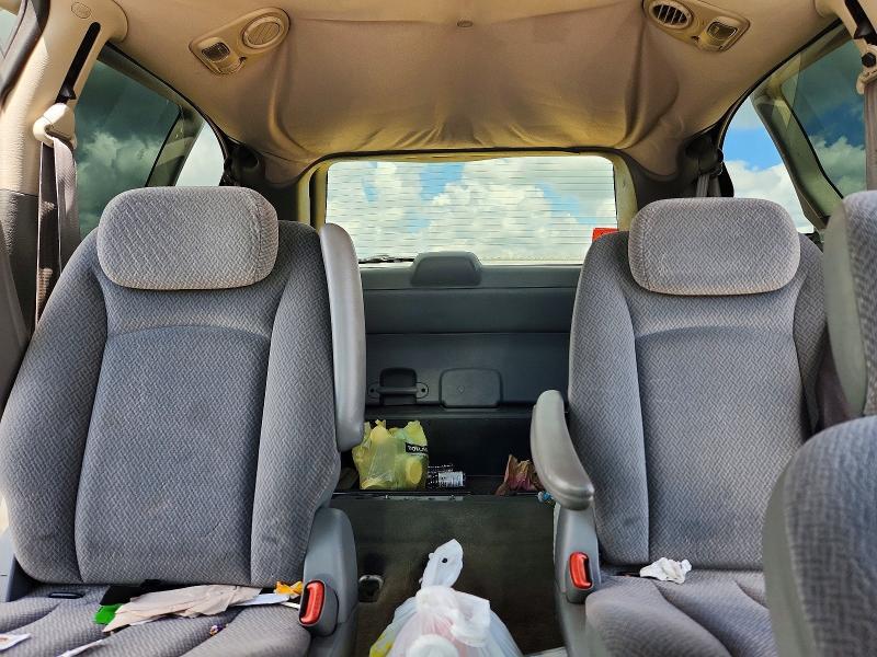 2005 CHRYSLER TOWN & COUNTRY TOURING — Фото 10 из 13