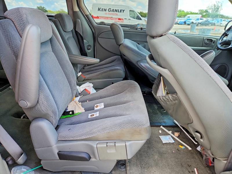 2005 CHRYSLER TOWN & COUNTRY TOURING — Фото 11 из 13