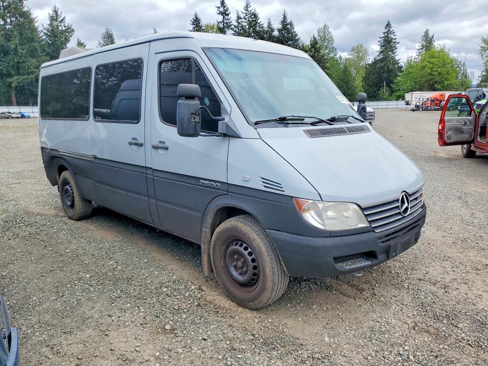 2005 DODGE SPRINTER 2500 — Фото 4 из 13