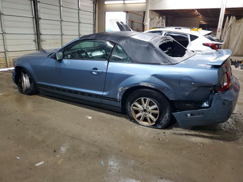 2005 FORD MUSTANG — Фото 2 из 12
