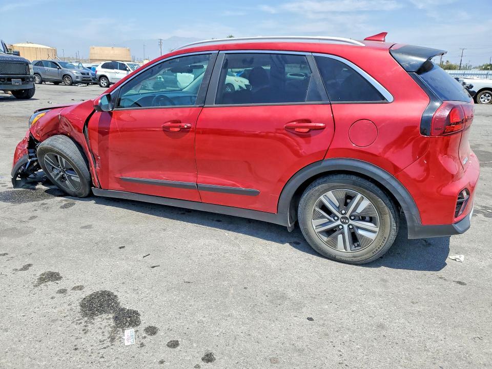 2020 KIA NIRO LXS — Фото 2 из 12