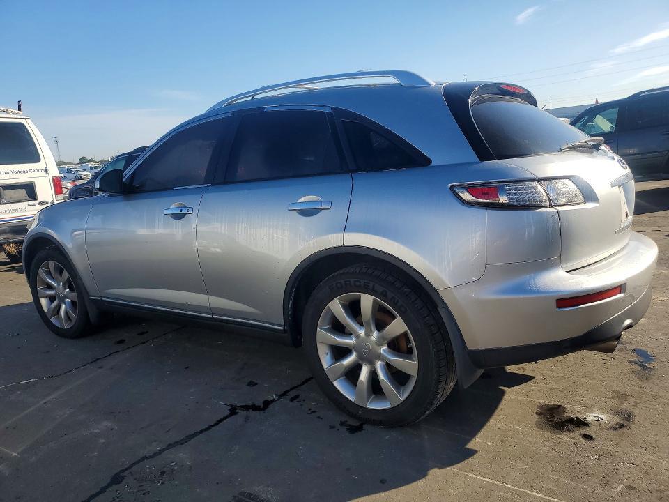 2005 INFINITI FX45 — Фото 2 из 13