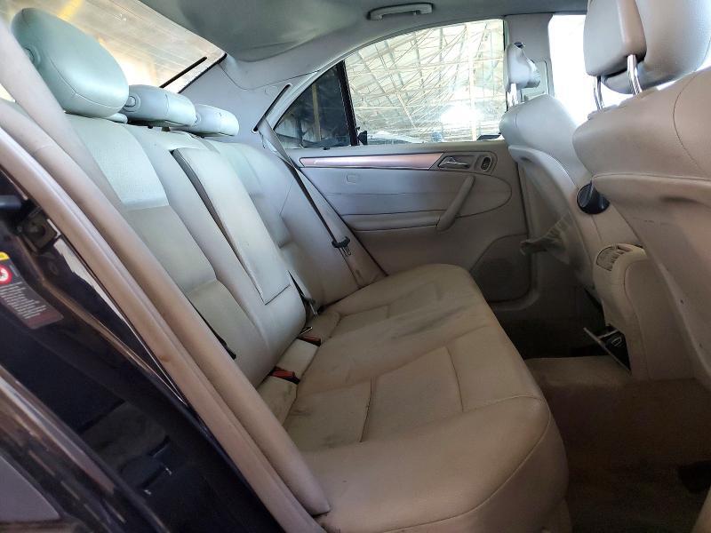 2005 MERCEDES-BENZ C 230K SPORT SEDAN — Фото 10 из 12