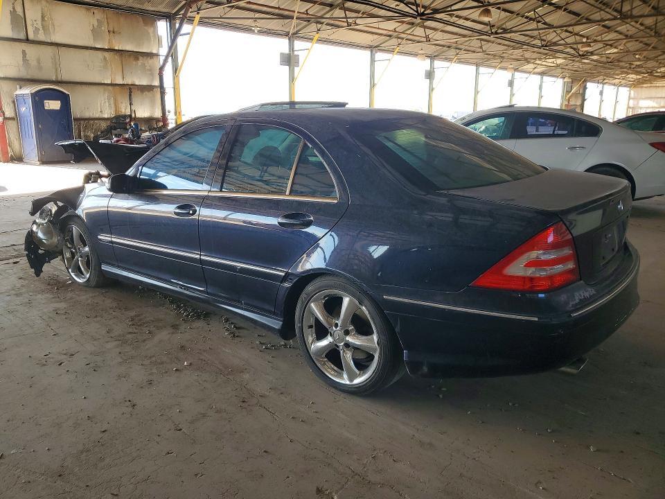 2005 MERCEDES-BENZ C 230K SPORT SEDAN — Фото 2 из 12
