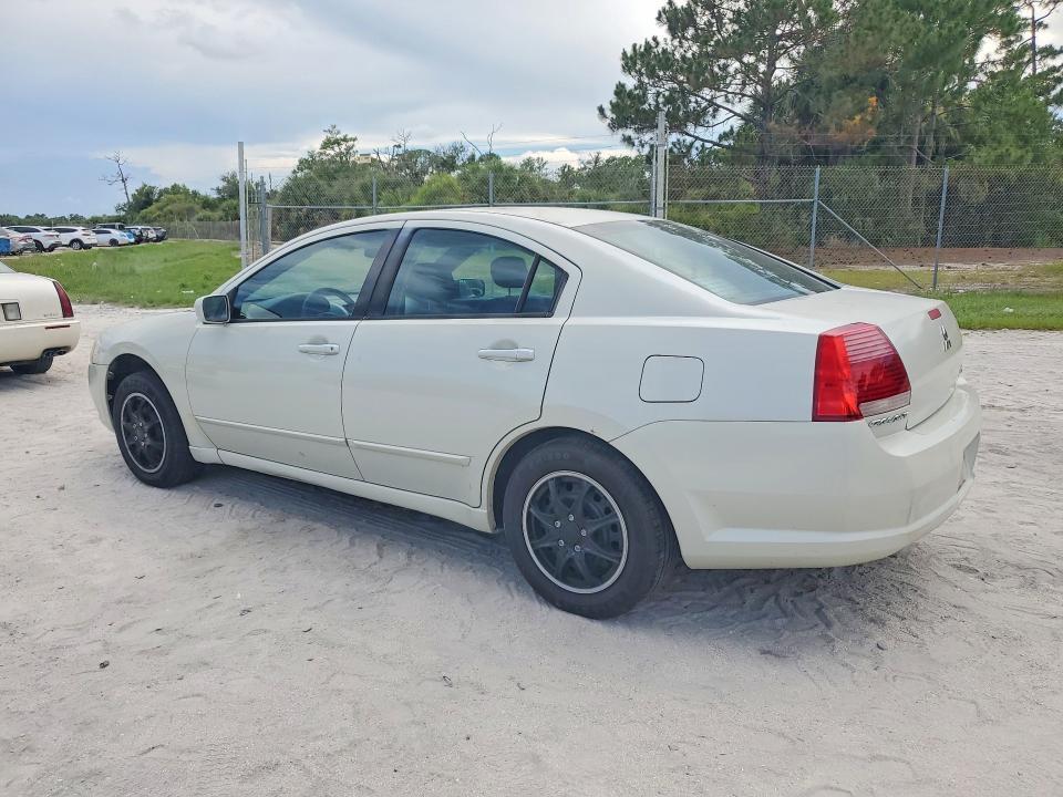 4A3AB36F95E064718 2005 MITSUBISHI GALANT photo no. 2