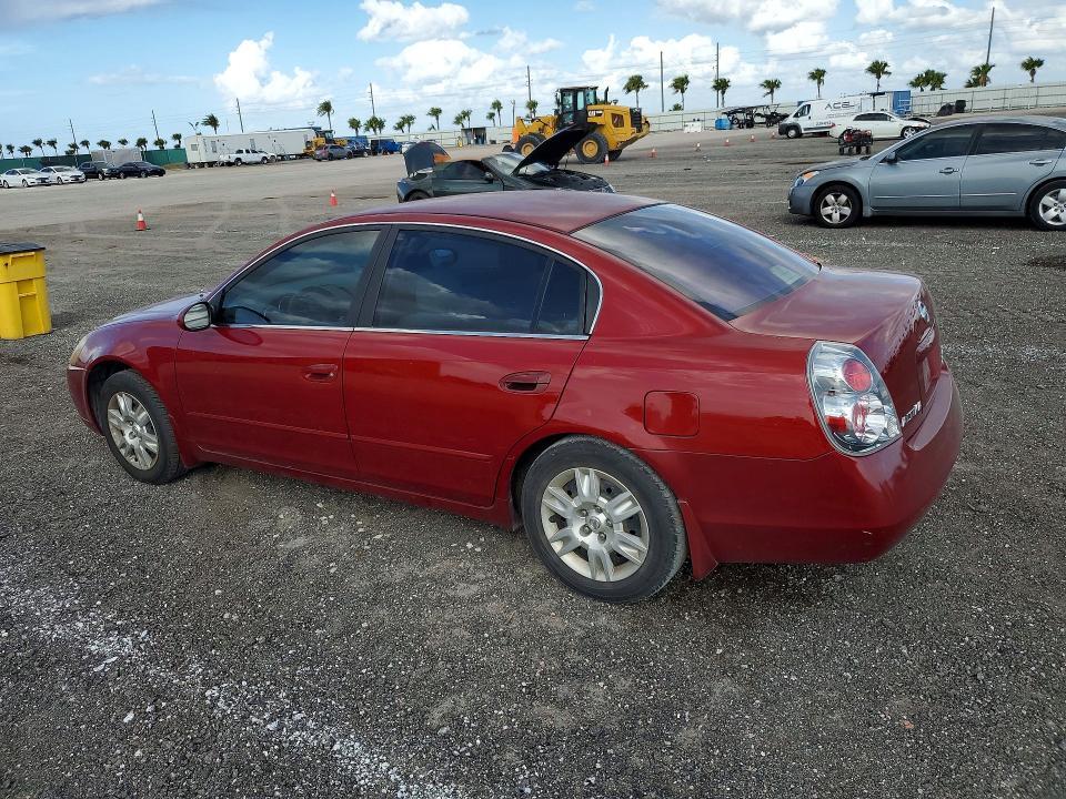 2005 NISSAN ALTIMA — Фото 2 из 12