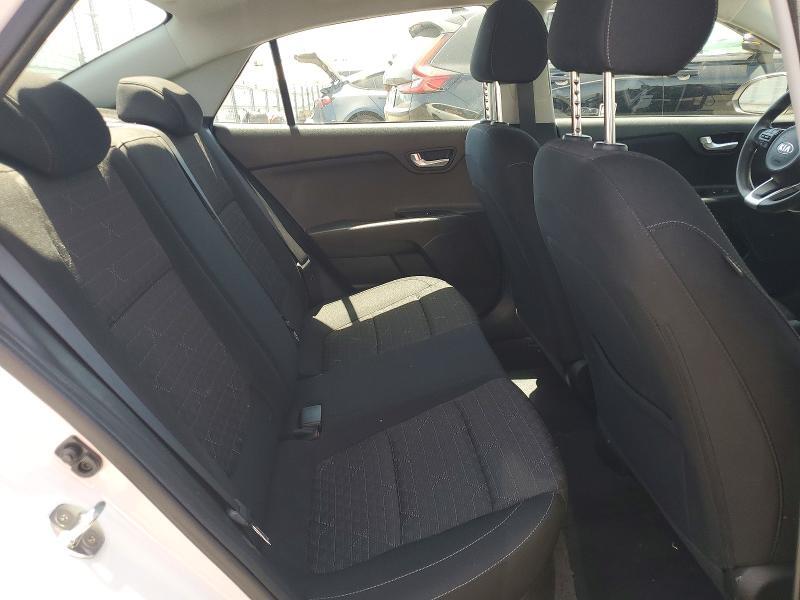 2020 KIA RIO S — Фото 10 из 12