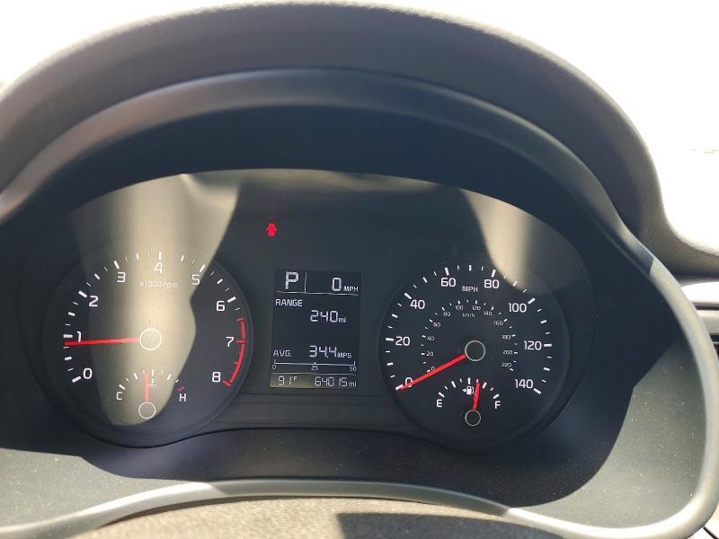2020 KIA RIO S — Фото 9 из 12