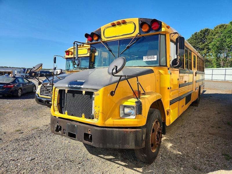 2005 THOMAS BUS - SCHOOL BUS — Фото 2 из 10