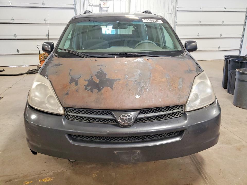 2005 TOYOTA SIENNA LE 8 PASSENGER — Фото 5 из 13