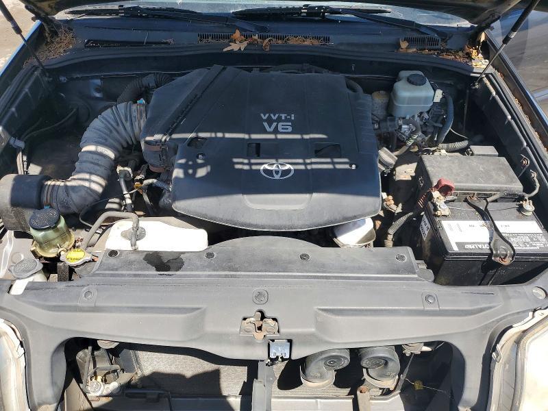 2005 TOYOTA 4RUNNER — Фото 12 из 13