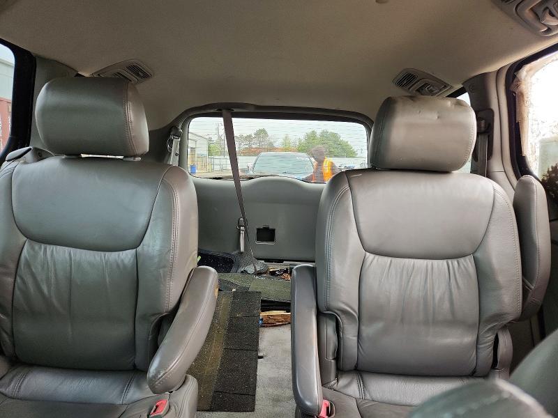 2005 TOYOTA SIENNA LE — Фото 10 из 13