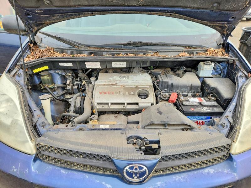 2005 TOYOTA SIENNA LE — Фото 12 из 13