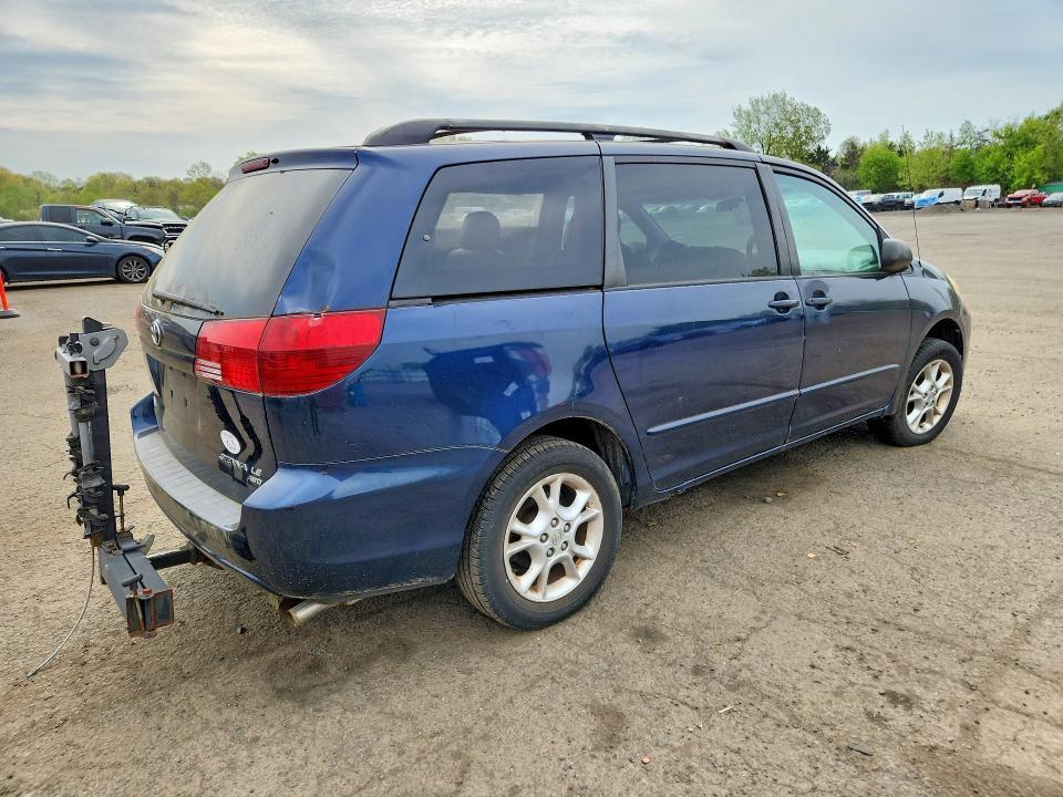 2005 TOYOTA SIENNA LE — Фото 3 из 13