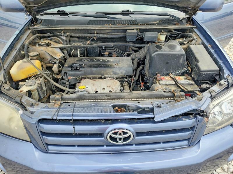 2005 TOYOTA HIGHLANDER BASE — Фото 12 из 13