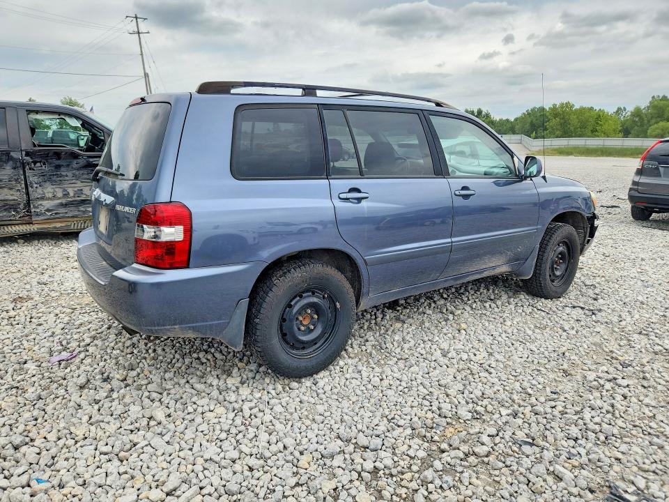 2005 TOYOTA HIGHLANDER BASE — Фото 3 из 13