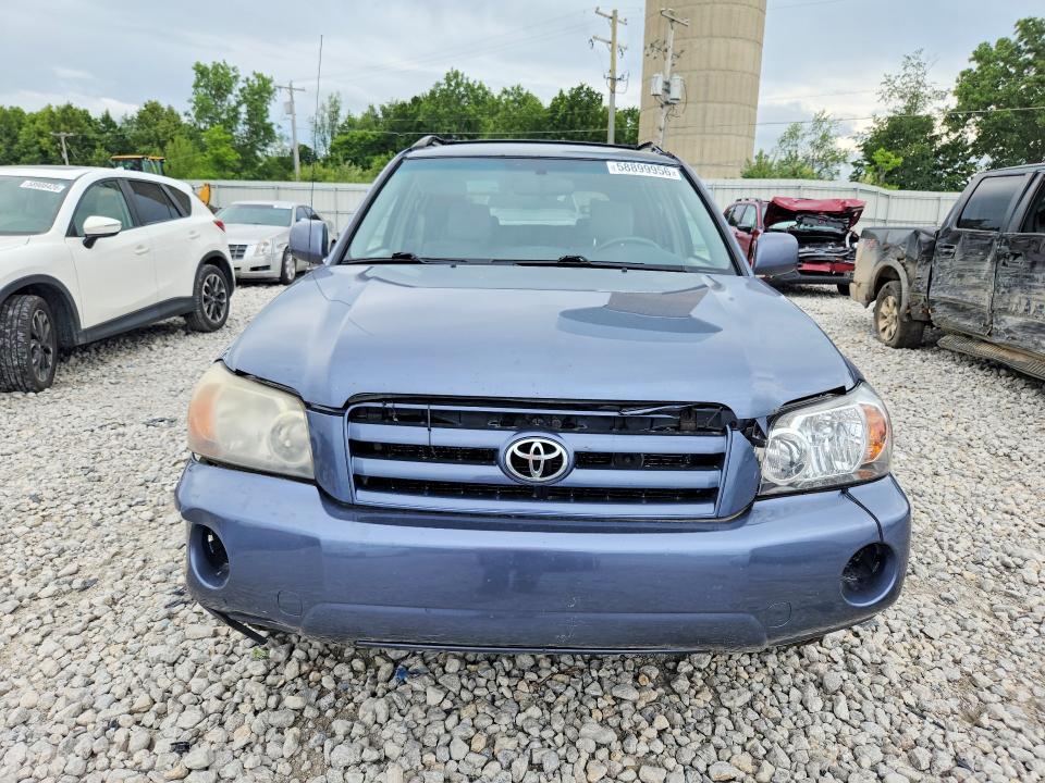 2005 TOYOTA HIGHLANDER BASE — Фото 5 из 13