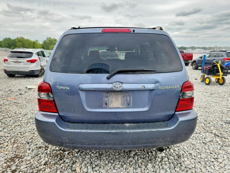 2005 TOYOTA HIGHLANDER BASE — Фото 6 из 13