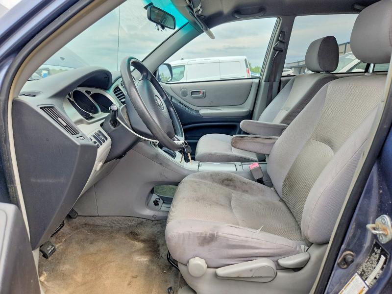 2005 TOYOTA HIGHLANDER BASE — Фото 7 из 13