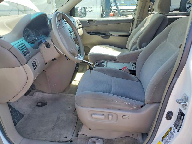 2005 TOYOTA SIENNA LE 8 PASSENGER — Фото 7 из 13