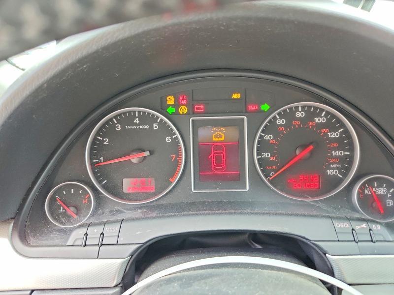 2004 AUDI A4 1.8T QUATTRO — Фото 9 из 12