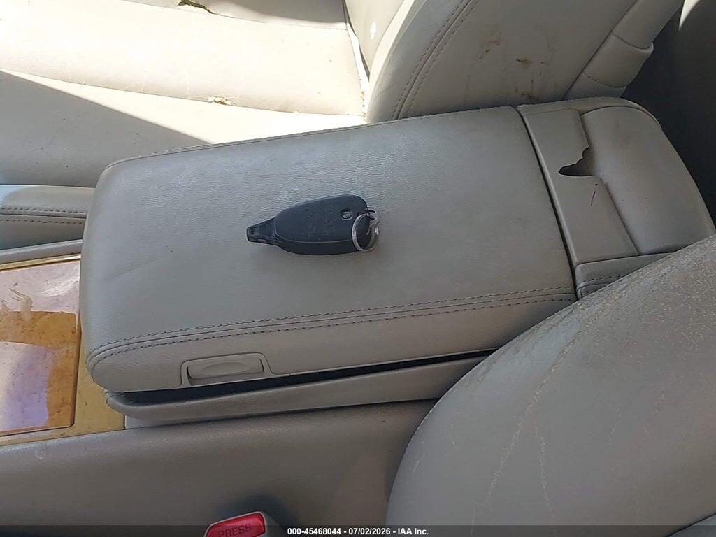 JNKBF01A32M006125 2002 INFINITI Q45 photo no. 11