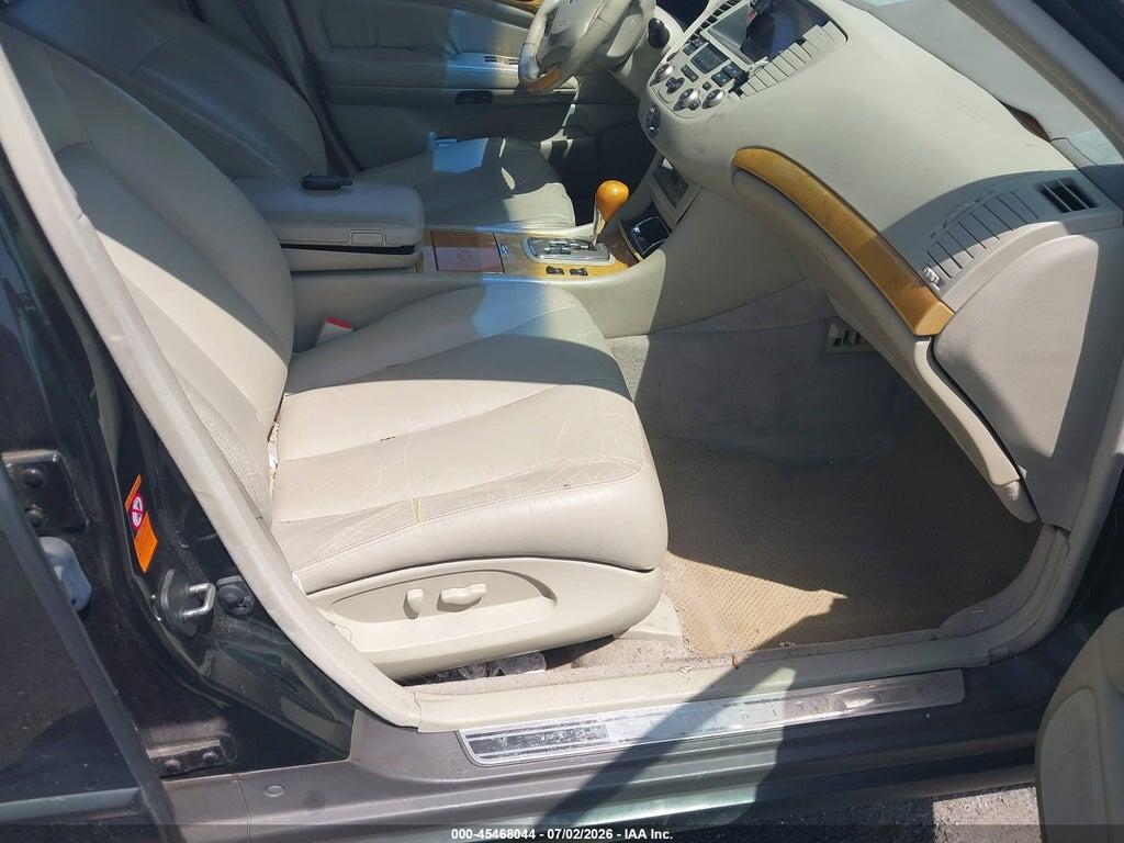 JNKBF01A32M006125 2002 INFINITI Q45 photo no. 5