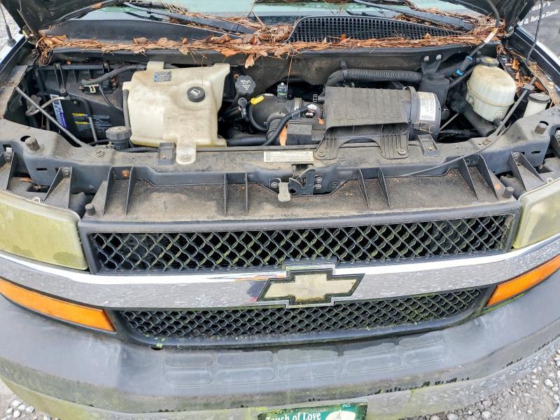 2004 CHEVROLET EXPRESS G3500 — Фото 12 из 13