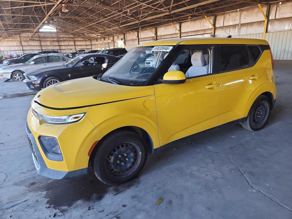 KNDJ23AU7L7114381 2020 KIA SOUL photo no. 1