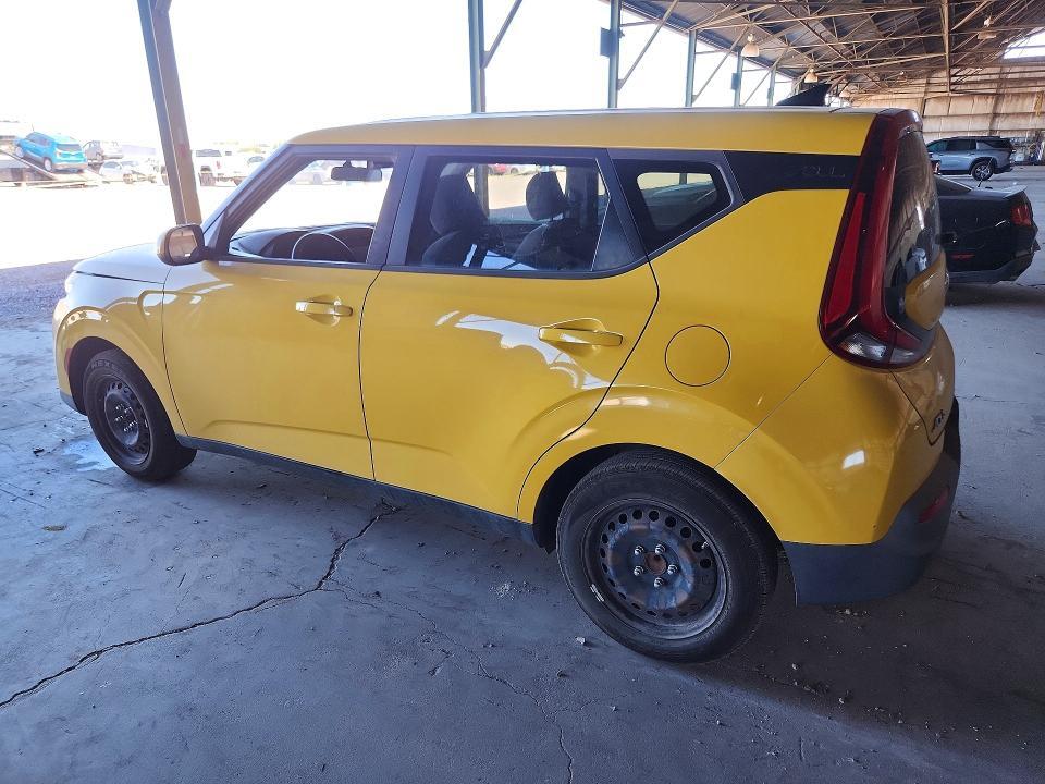 KNDJ23AU7L7114381 2020 KIA SOUL photo no. 2