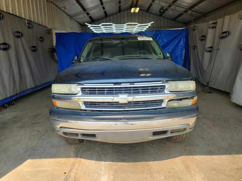 2004 CHEVROLET TAHOE C1500 — Фото 5 из 13