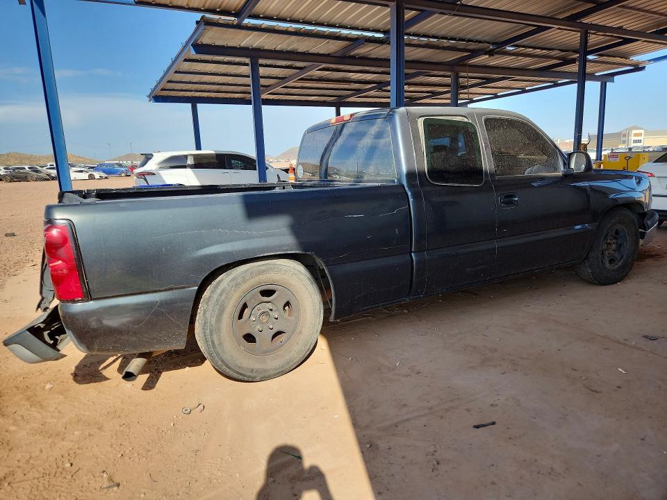 2004 CHEVROLET SILVERADO C1500 — Фото 3 из 12