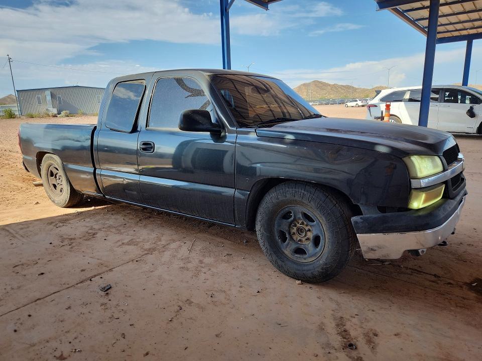 2004 CHEVROLET SILVERADO C1500 — Фото 4 из 12