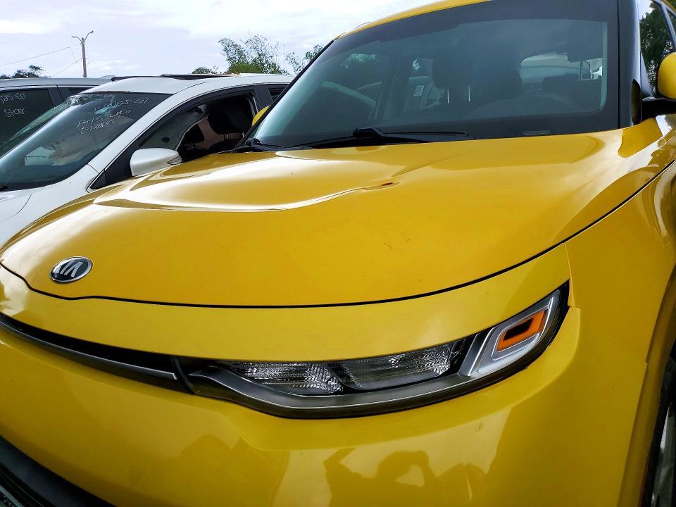 2020 KIA SOUL LX — Фото 5 из 13