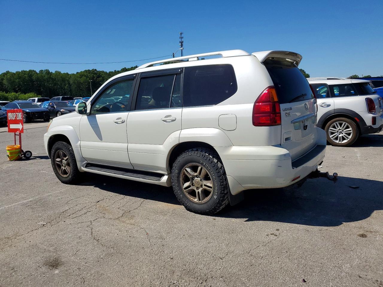 2004 LEXUS GX 470 — Фото 2 из 13