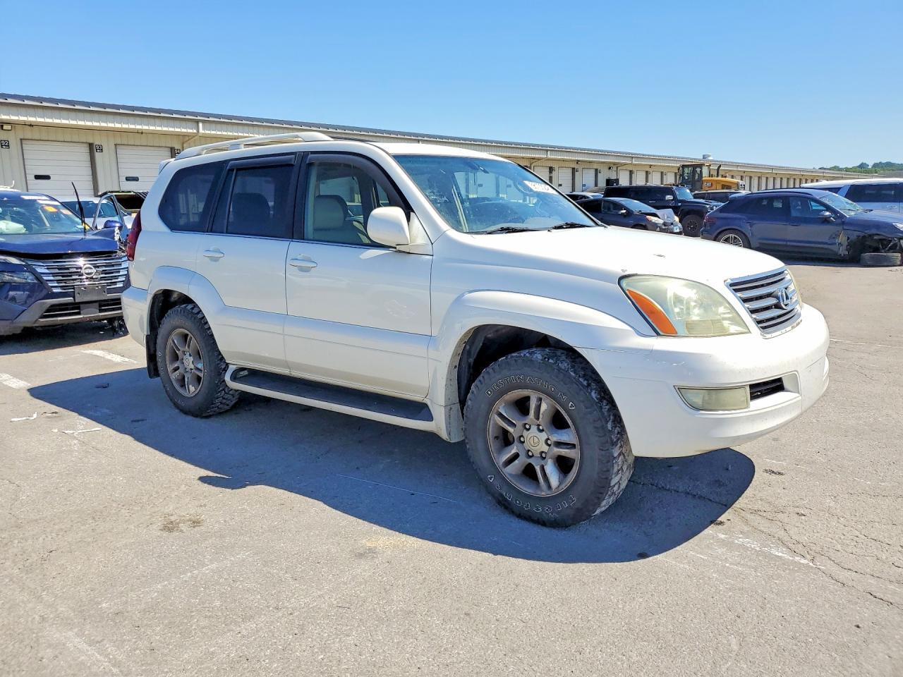 2004 LEXUS GX 470 — Фото 4 из 13