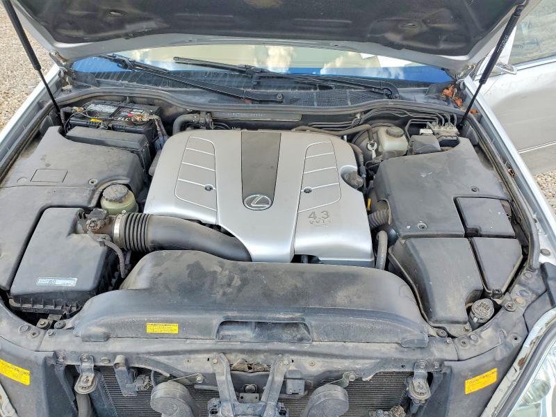 2004 LEXUS LS 430 — Фото 11 из 12
