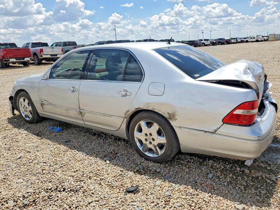 2004 LEXUS LS 430 — Фото 2 из 12