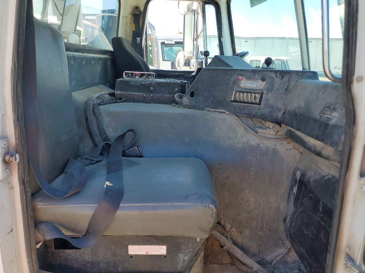 2003 AUTO WX REFUSE TRUCK - REFUSE TRUCK — Фото 5 из 10