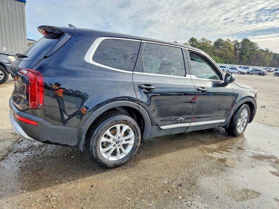 2020 KIA TELLURIDE LX — Фото 3 из 13